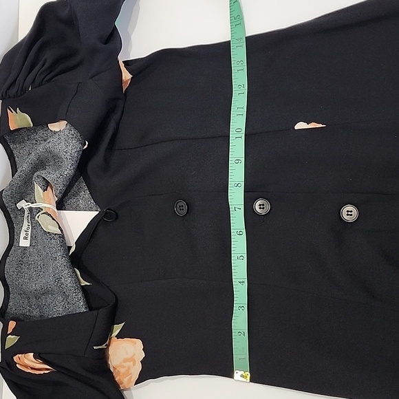 Reformation Britt Short Sleeve Button Down Dress - Picture 11 of 12